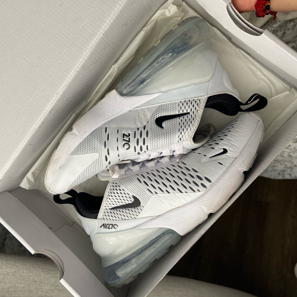 Nike Air Max 270